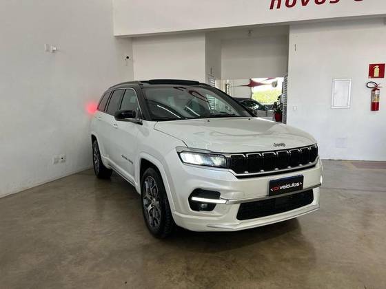 JEEP COMMANDER 1.3 T270 TURBO FLEX LONGITUDE AT6 JEEP COMMANDER 1.3 T270 TURBO FLEX LONGITUDE AT6